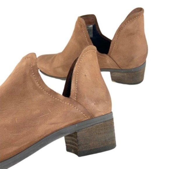 Blondo Waterproof Nubuck Heeled Ankle Booties Victoria in Cognac - Picture 7 of 10